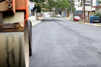 Notícia - Prefeitura revitaliza ruas na região central de Criciúma