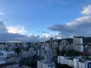 Notícia - Terça-feira com pancadas de chuva no Sul de SC