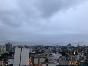 Notícia - Chuva continua no Sul de SC até sexta-feira