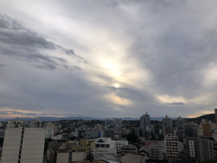 Notícia - Sexta-feira com temperaturas amenas e nebulosidade no Sul