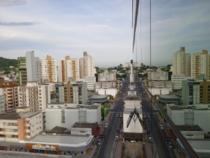 Notícia - Sexta-feira com tempo bom e possibilidade de chuva à tarde