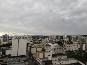 Notícia - Semana com altas temperaturas no Sul de Santa Catarina