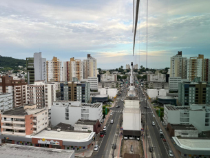 Notícia - Quinta-feira com temperaturas altas e tempo bom no Sul