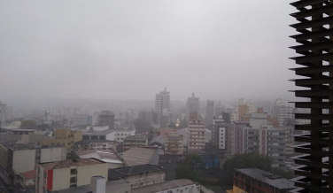 Notícia - Chuva segue até domingo. Em ritmo mais lento