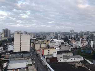 Notícia - Tempo instável com previsão de chuva no sul