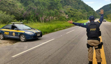 Notícia - Primeiro fim de semana do ano com mortes e acidentes nas rodovias federais de SC