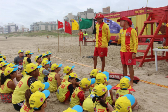 Notícia - Bombeiros expandem Projeto Golfinho e iniciativa será aplicada em escolas de 20 cidades do Sul