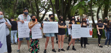 Notícia - Manifestação em Criciúma em defesa de Mariana Ferrer