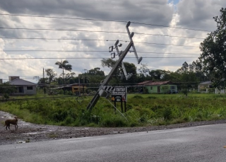 Notícia - Boa parte do extremo Sul sem energia elétrica