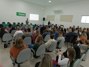 Notícia - Roda de Conversa debate atuação junto a crianças e adolescentes na Amesc