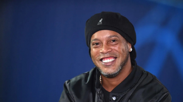 Notícia - Ronaldinho Gaúcho confirmado no Jogo das Estrelas em Criciúma