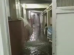 Notícia - Água da chuva entra pela janela de hospital no RS (VÍDEO)