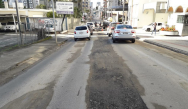 Notícia - Rua Hercílio Luz passará por fresagem antes da pavimentação