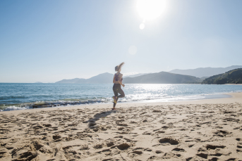 Notícia - Conheça 9 esportes de verão para não deixar de se exercitar nas férias