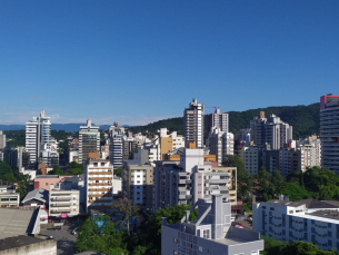 Notícia - Quarta-feira com sol aparecendo e máxima de 34°C em Criciúma e região