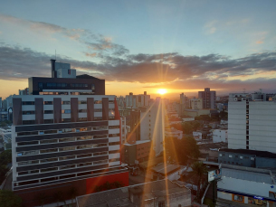 Notícia - Sol persiste na região. Há chance de chuva na quinta