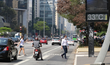 Notícia - Covid-19: Brasil tem 20,1 mil novos casos e 94 óbitos em 24 horas