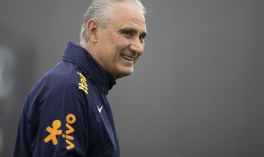 Notícia - Tite não confirma substitutos de Danilo e Neymar em jogo contra Suíça