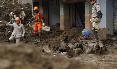 Notícia - Sobe para 208 número de mortos na tragédia em Petrópolis