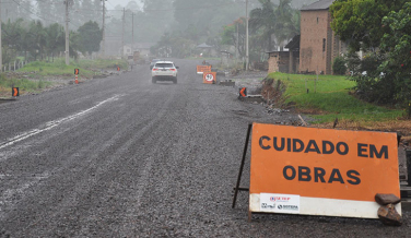 Notícia - Comerciantes querem transitar pela BR-285 na Serra da Rocinha