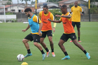 Notícia - Na volta aos trabalhos, jogadores treinam em dois períodos