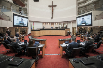 Notícia - Votação do relatório no tribunal do impeachment é marcada para dia 23