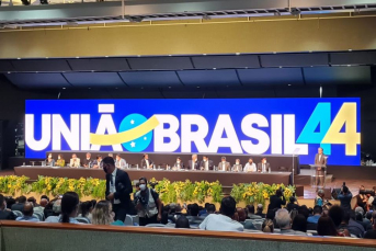 Notícia - Plenário: Gean Loureiro ou Fábio Schiochet na presidência do União Brasil? 