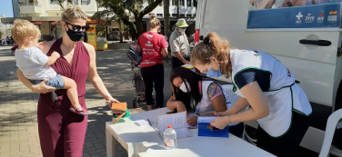 Notícia - Poliomielite: Criciúma supera a meta de vacinação