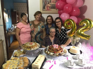 Aniversário de 92 anos com as filhas Maria, Glória, Inez e Edite (in memorian) - foto: arquivo família